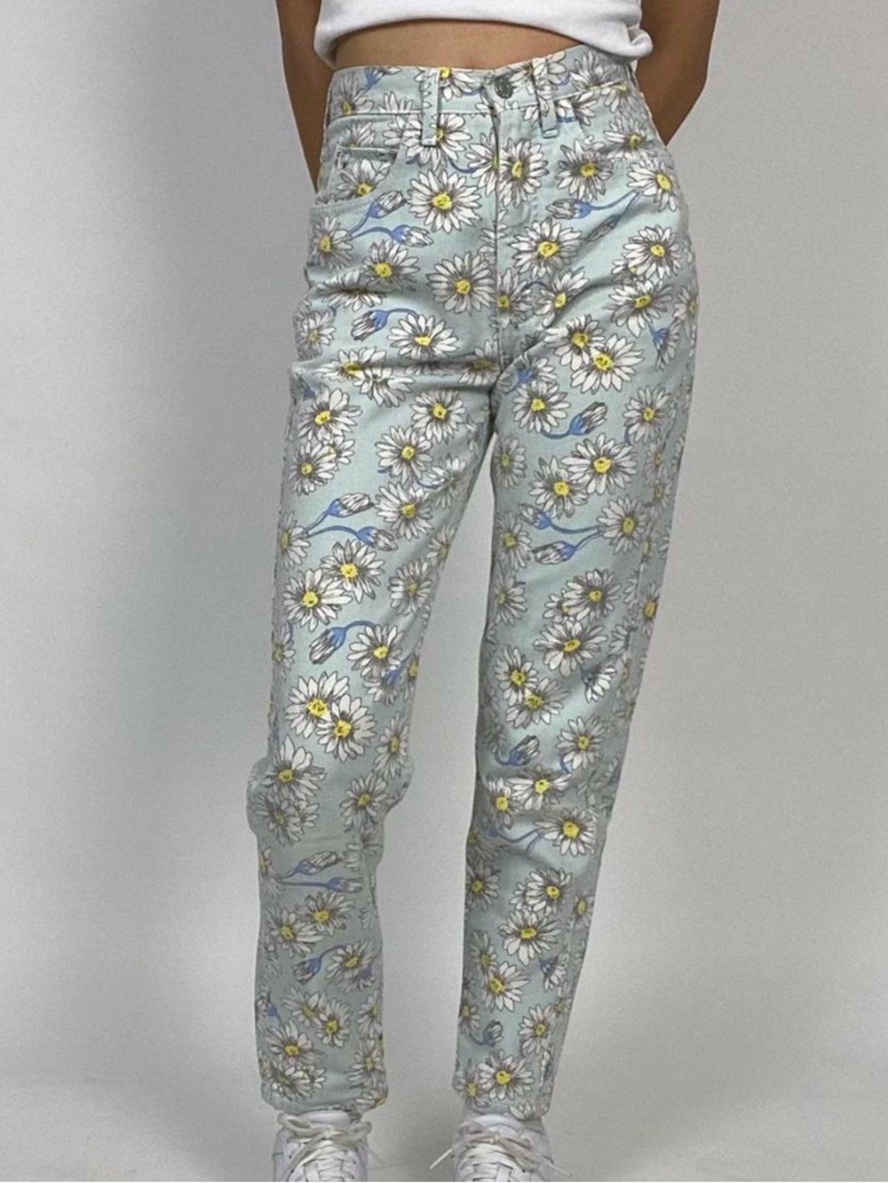 Vintage Guess by Georges Marciano Daisy Floral High Rise Mom Jeans 26